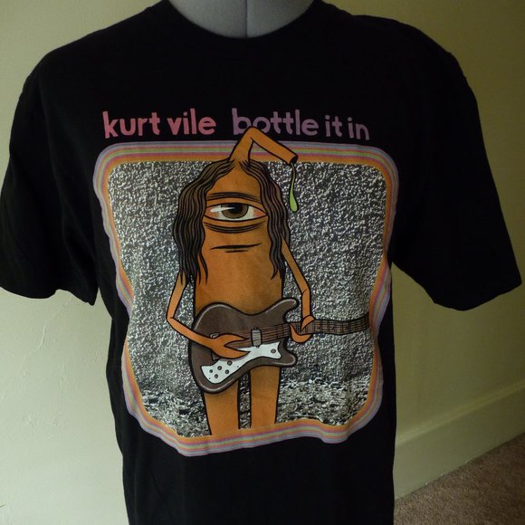 Tops - Kurt Vile  "Bottle It In" T-shirt
